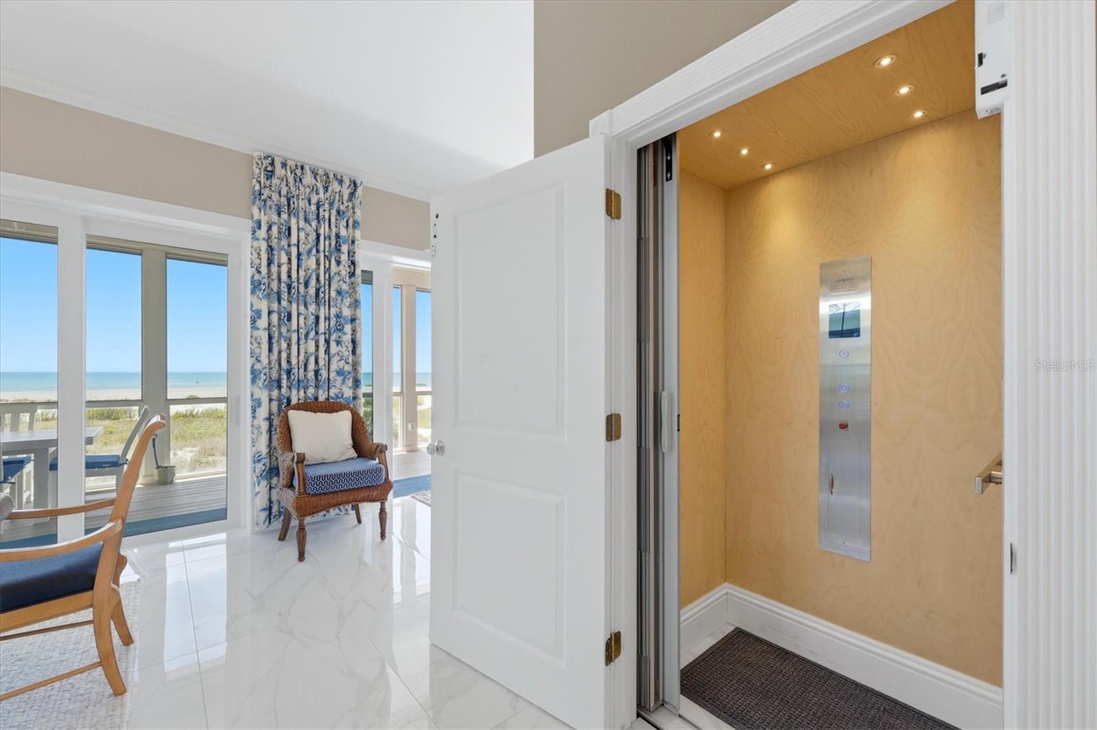 Image 23 of 76 For 6950 Palm Island Drive