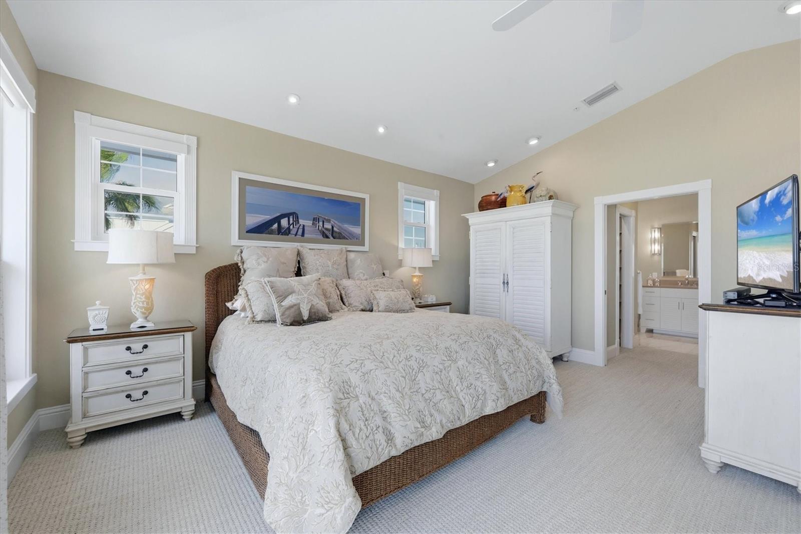 Image 28 of 76 For 6950 Palm Island Drive