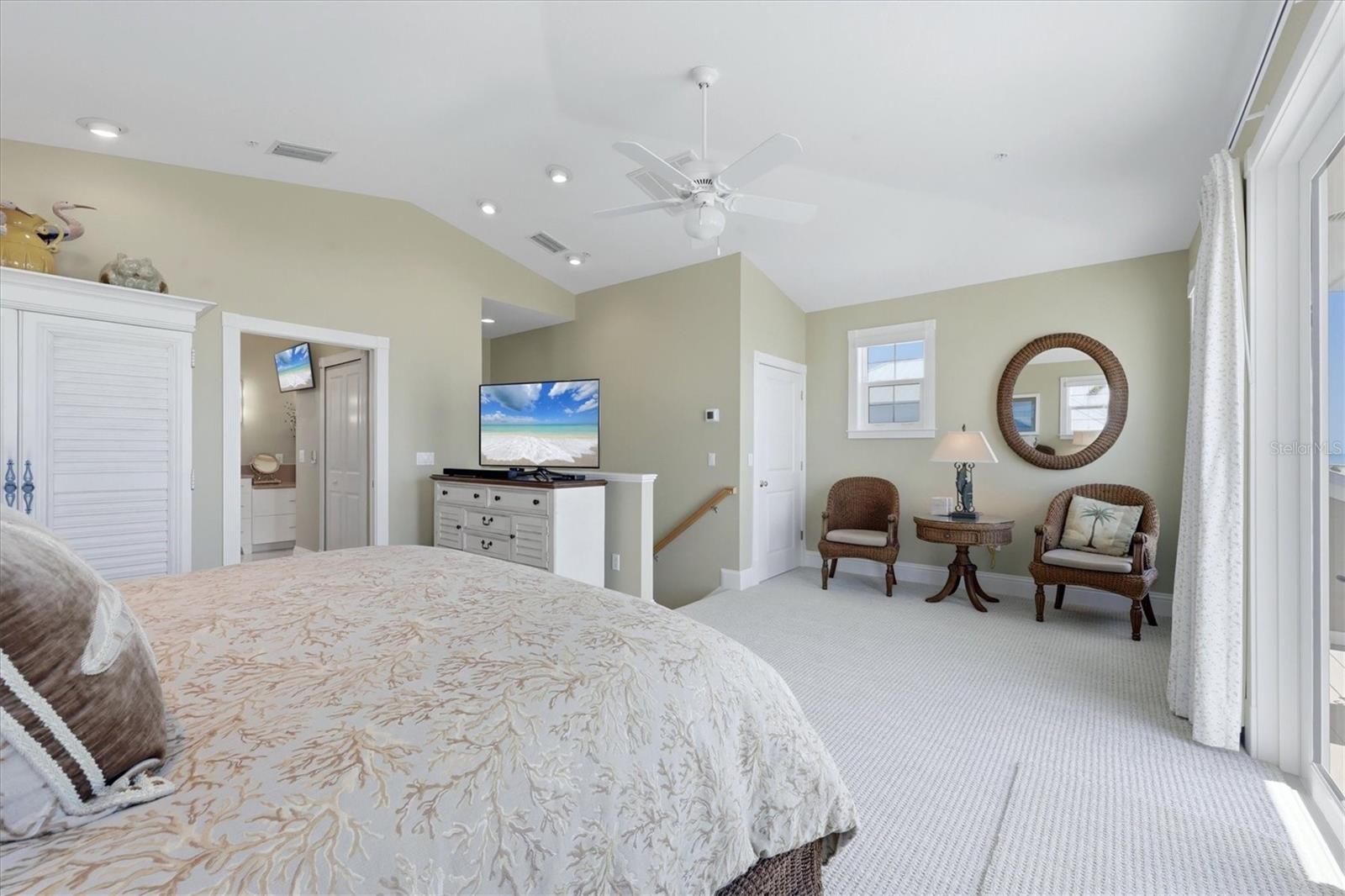 Image 29 of 76 For 6950 Palm Island Drive