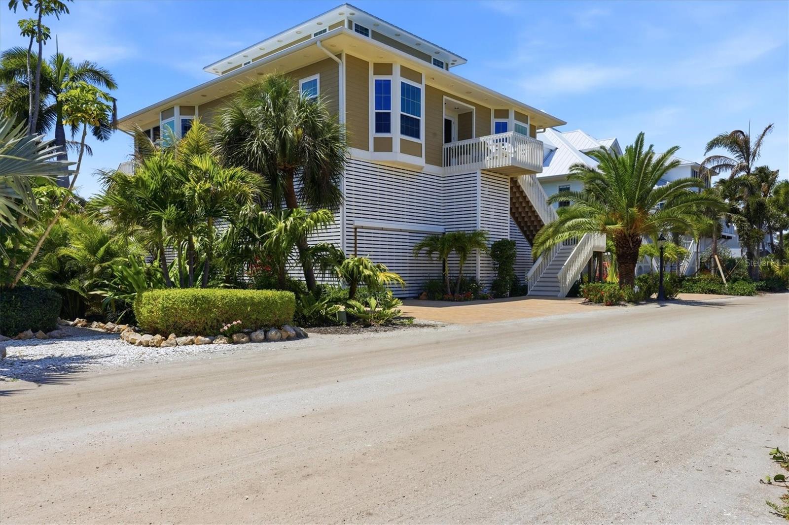 Image 7 of 76 For 6950 Palm Island Drive