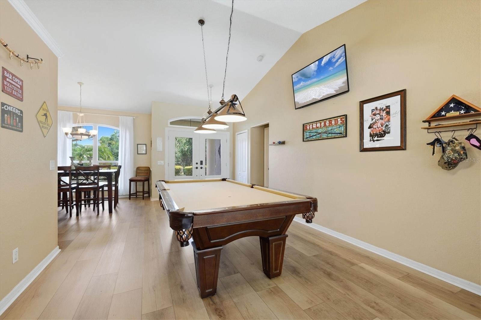 Image 11 of 45 For 3642 Massini Avenue