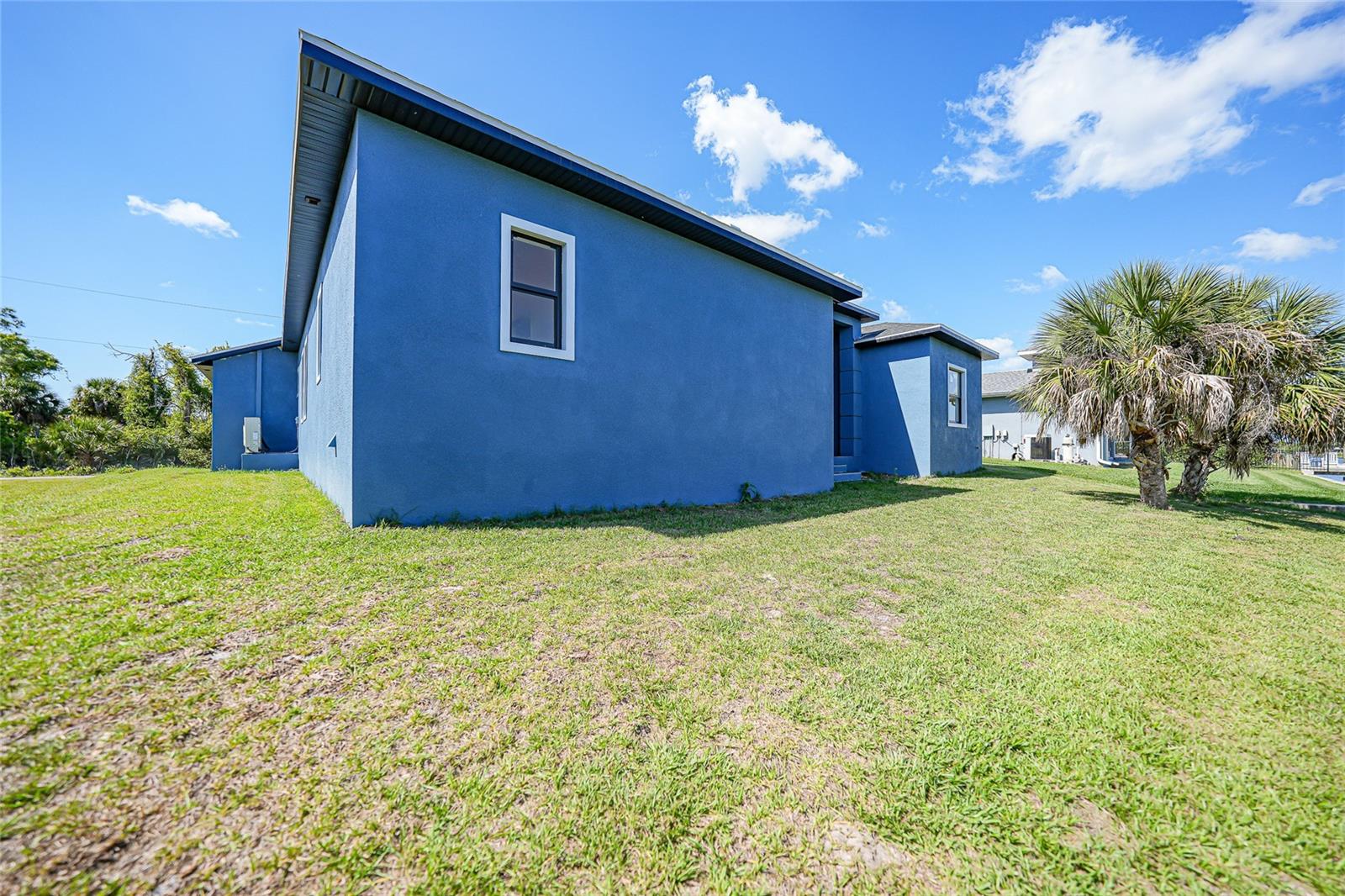Image 51 of 61 For 15096 Lakeland Circle
