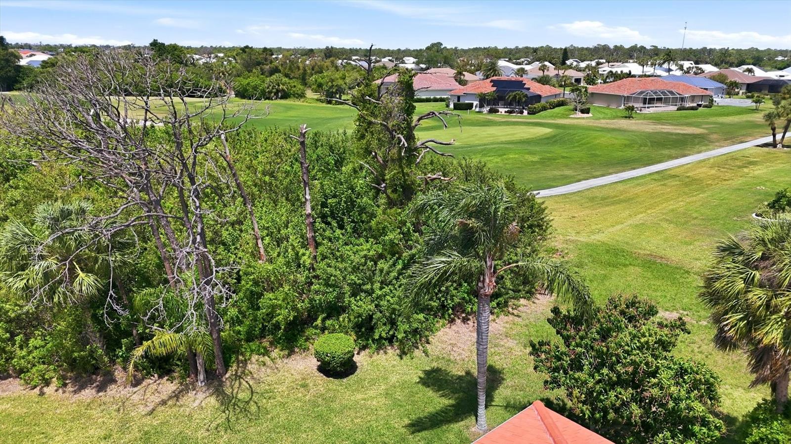 Image 35 of 39 For 4150 Cape Haze Drive