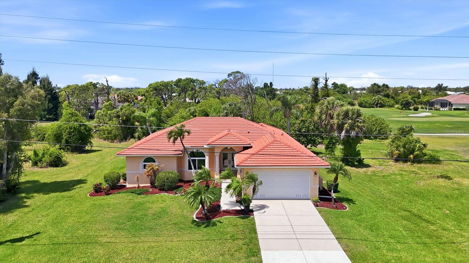 Image 5 of 39 For 4150 Cape Haze Drive