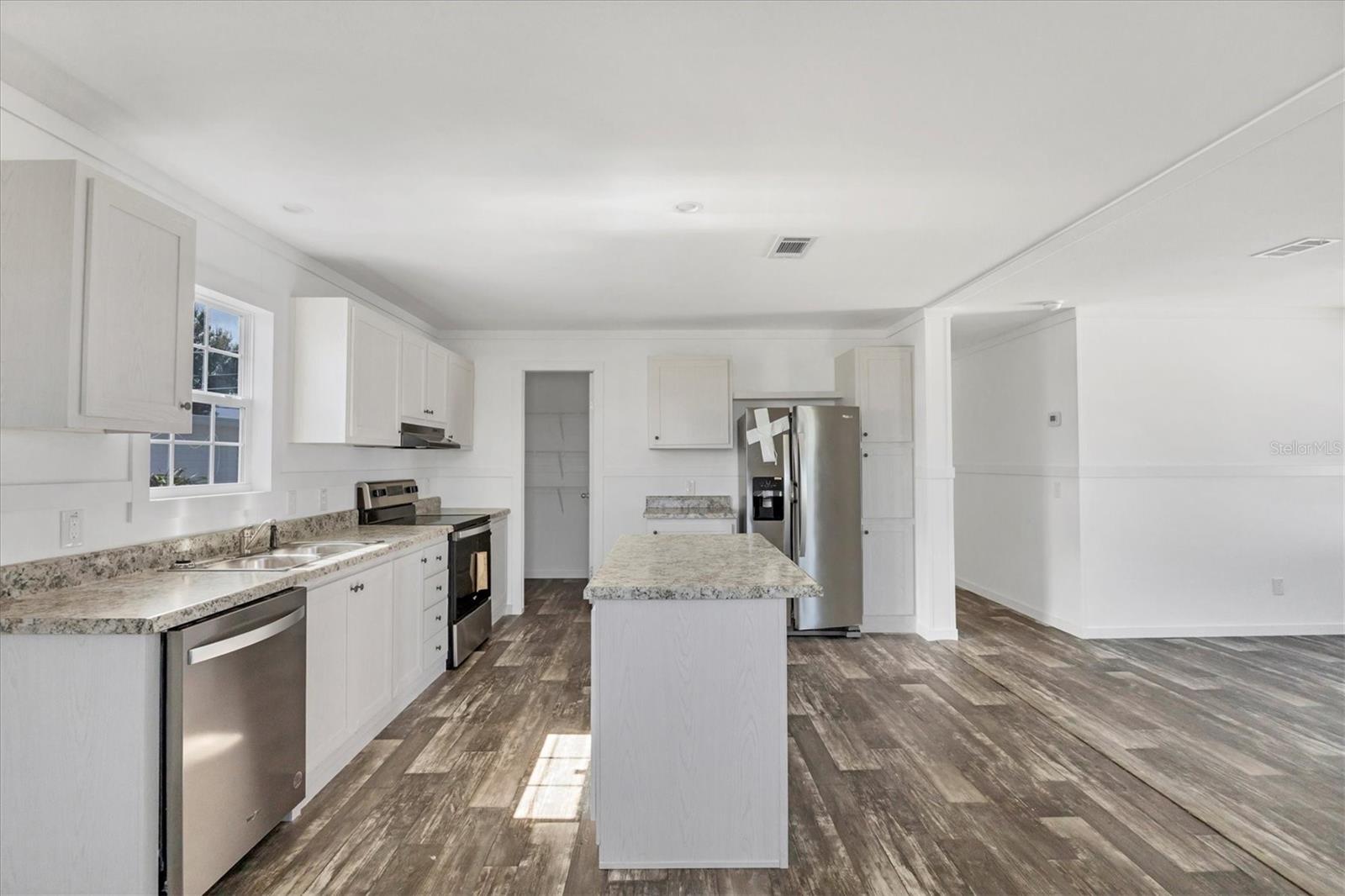 Image 7 of 18 For 1377 Ibis Drive