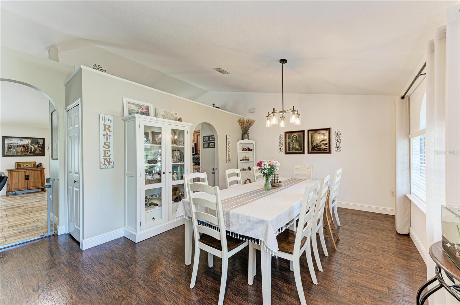 Image 12 of 68 For 4235 Shorewood Street