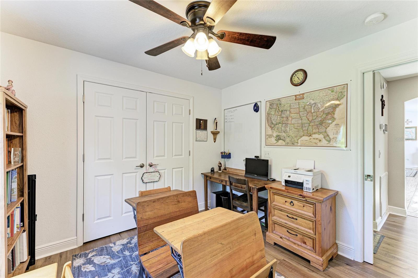 Image 39 of 68 For 4235 Shorewood Street