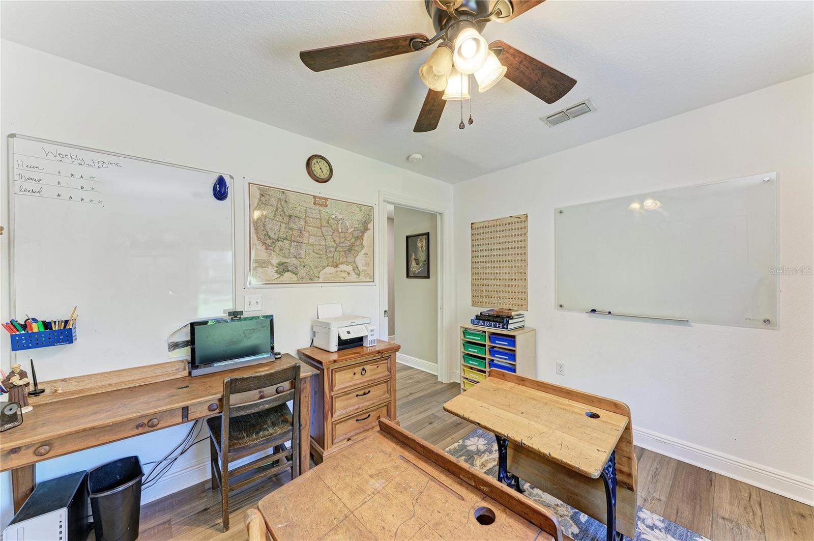 Image 40 of 68 For 4235 Shorewood Street