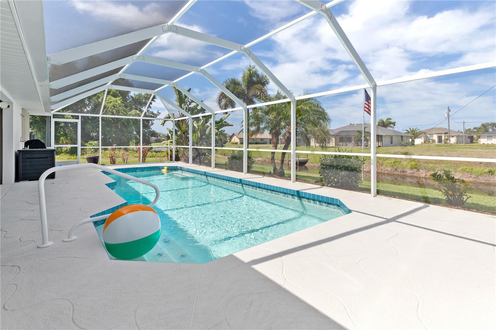 Image 18 of 39 For 176 Mariner Lane