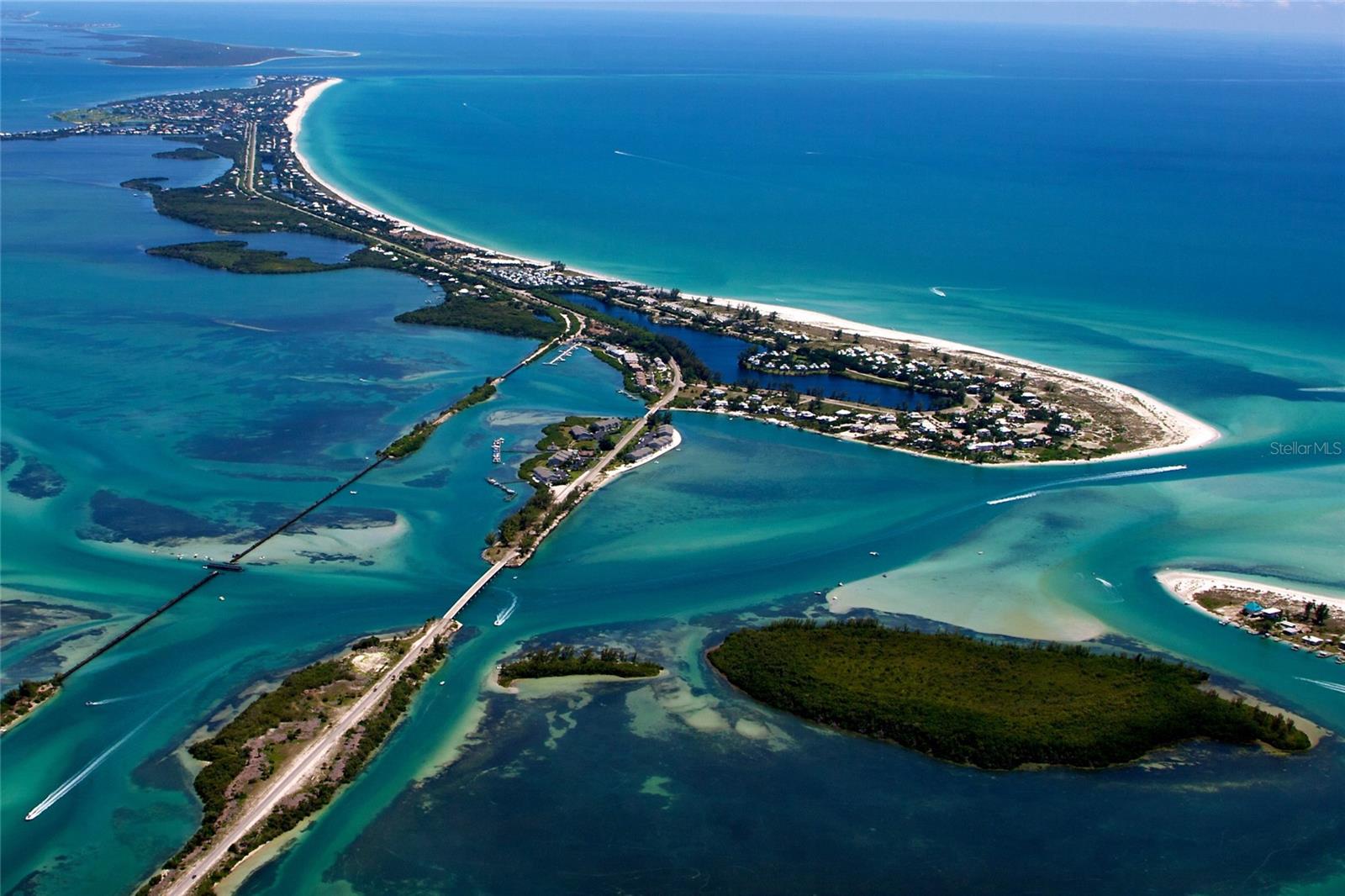 Image 19 of 21 For 8362 Santa Cruz Drive