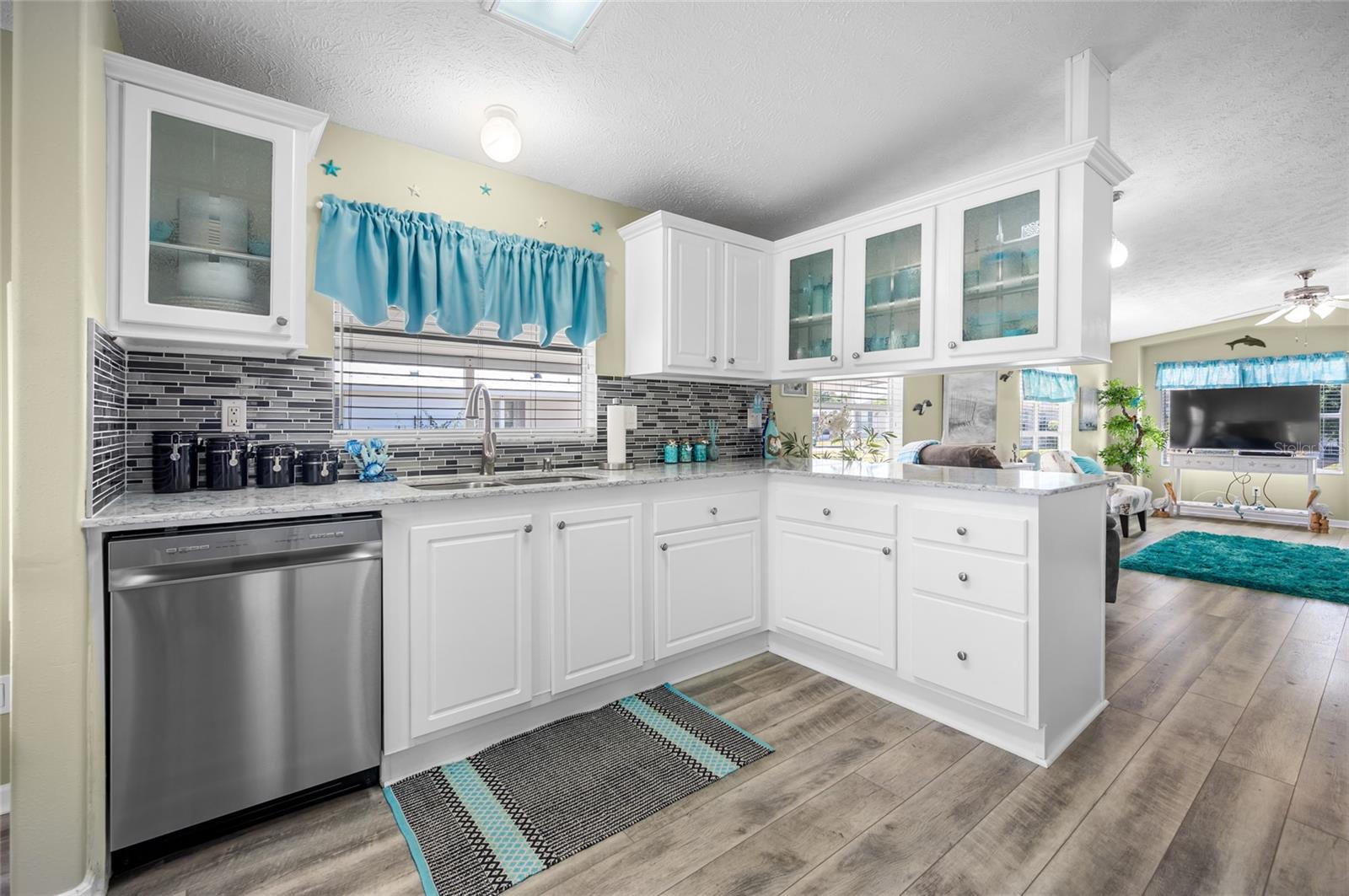 Image 11 of 46 For 9086 Pinehaven Way