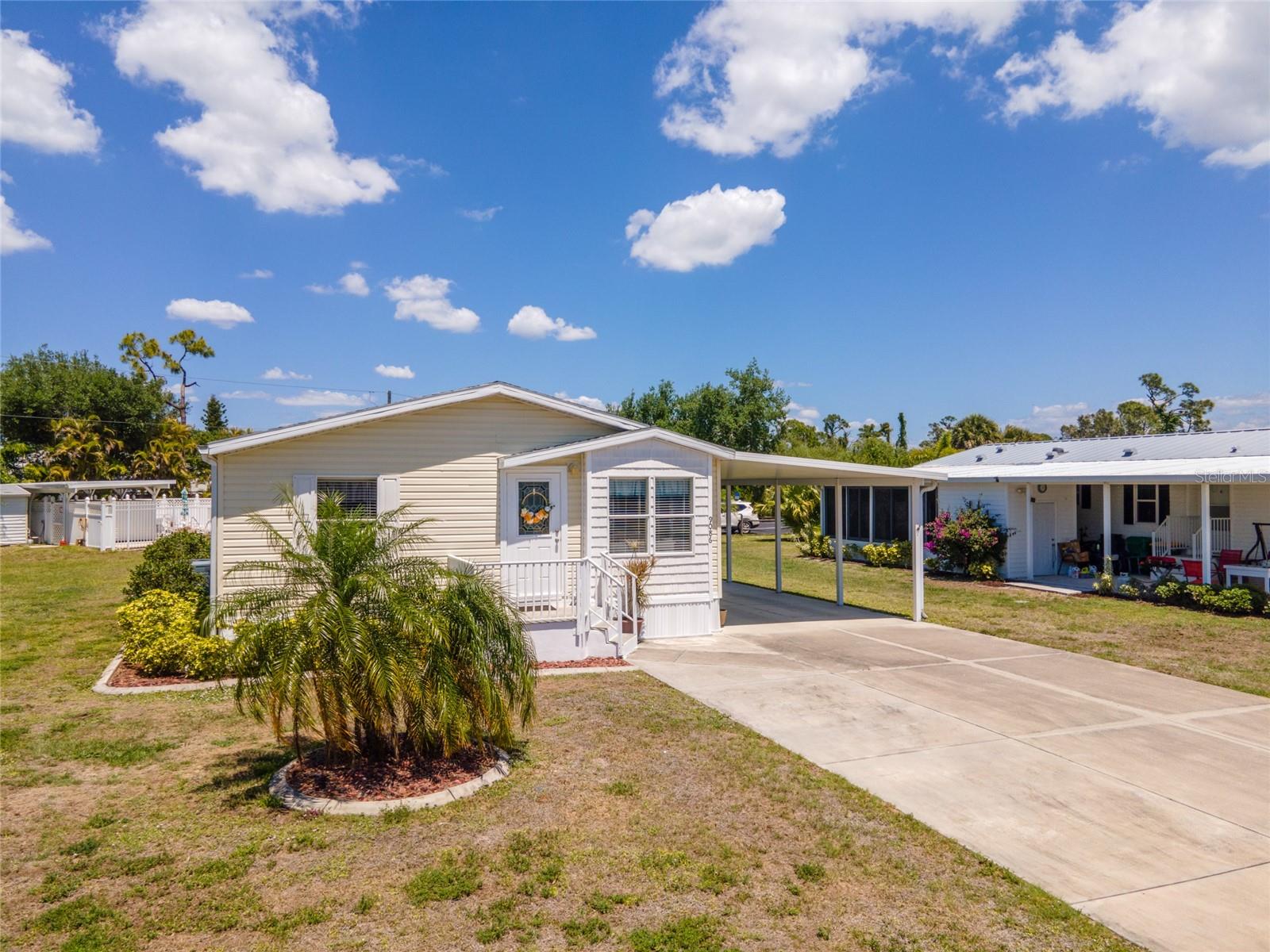 Image 31 of 46 For 9086 Pinehaven Way