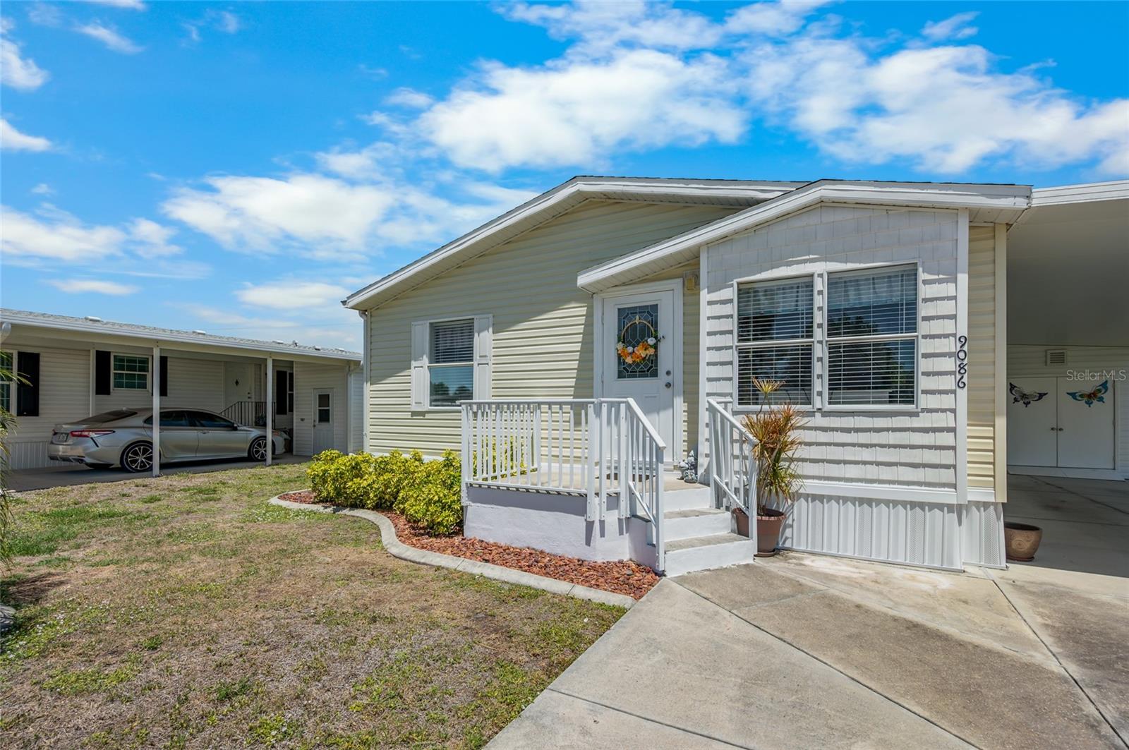 Image 33 of 46 For 9086 Pinehaven Way