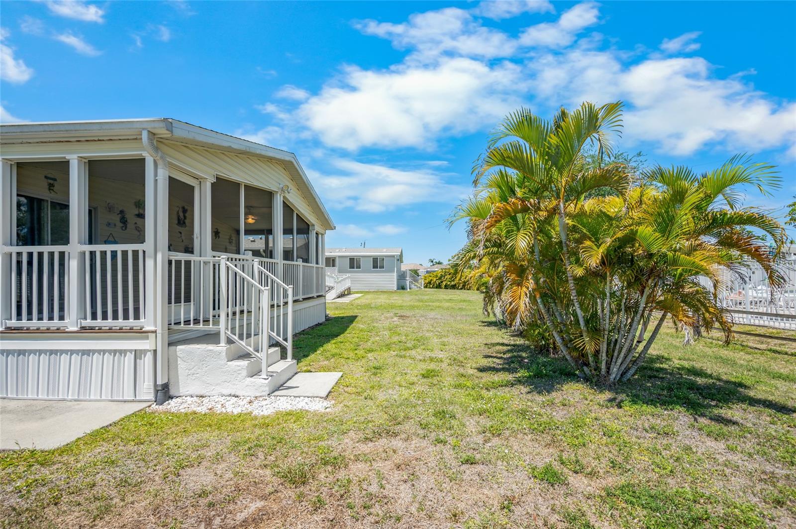 Image 35 of 46 For 9086 Pinehaven Way