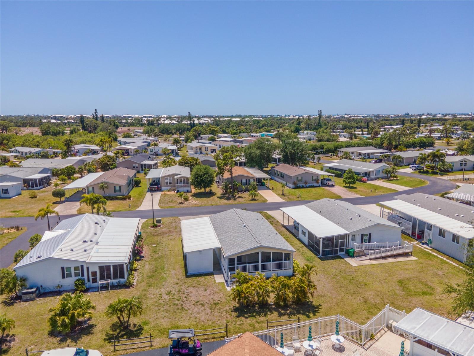 Image 41 of 46 For 9086 Pinehaven Way