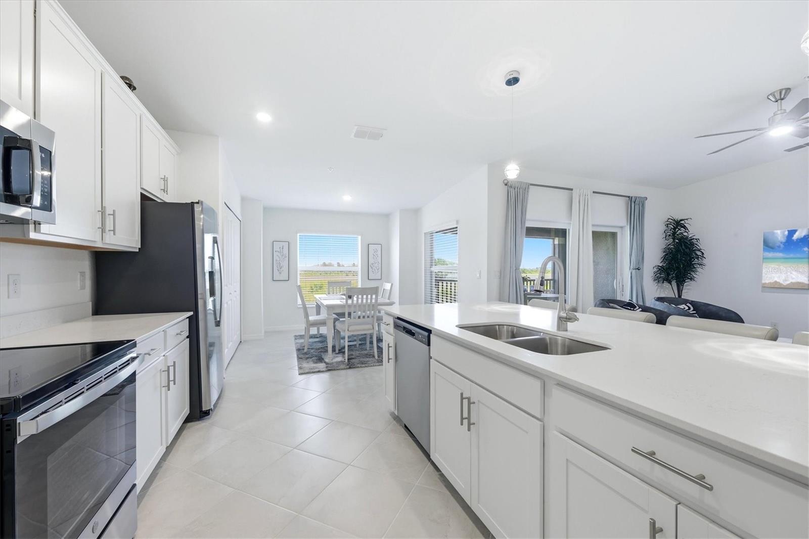 Image 20 of 59 For 12580 Galapagos Court #204