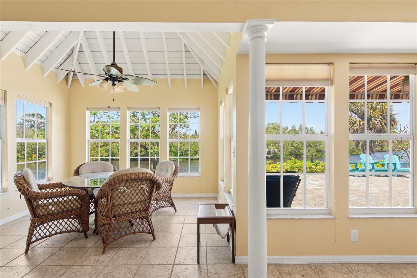 Image 49 of 88 For 880 Lemon Bay Drive