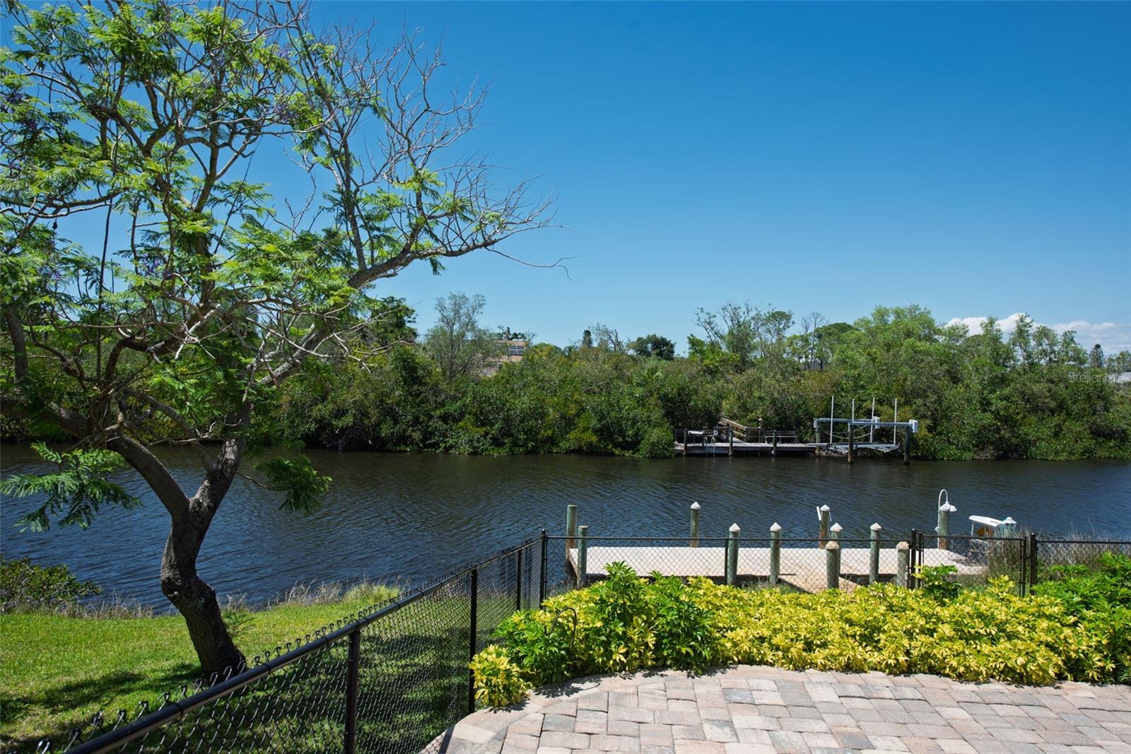 Image 71 of 88 For 880 Lemon Bay Drive
