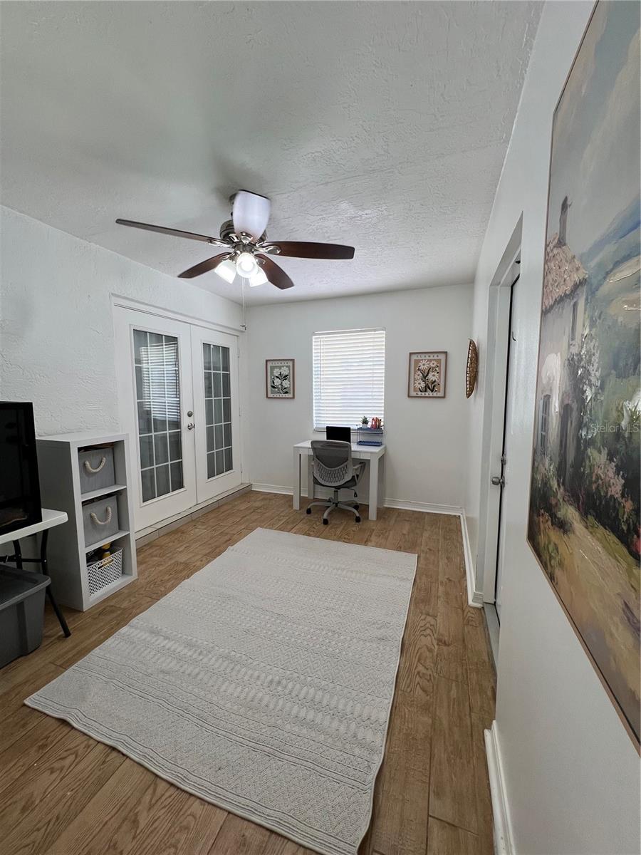 Image 25 of 34 For 3897 22nd Avenue