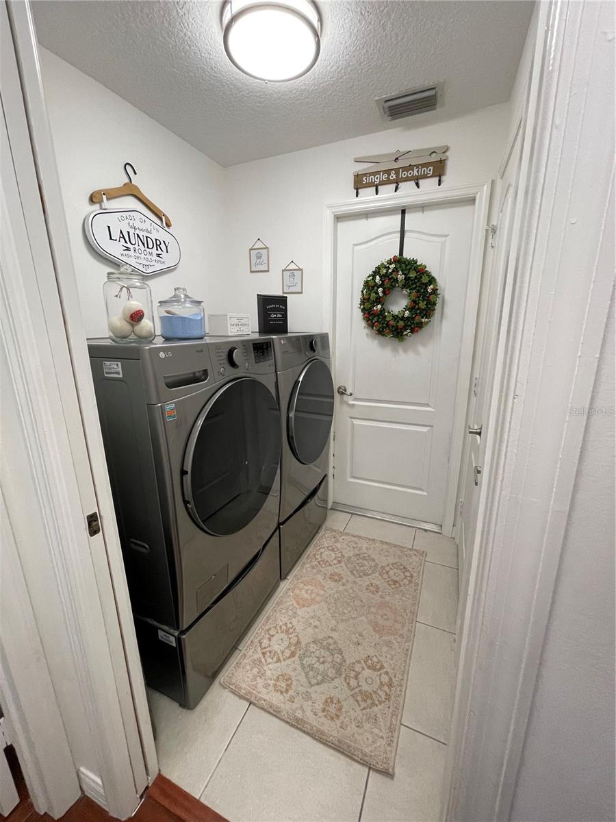 Image 28 of 34 For 3897 22nd Avenue