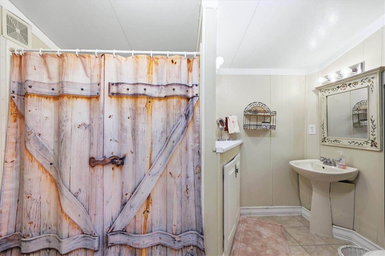 Image 19 of 25 For 66 Bull Bay Lane