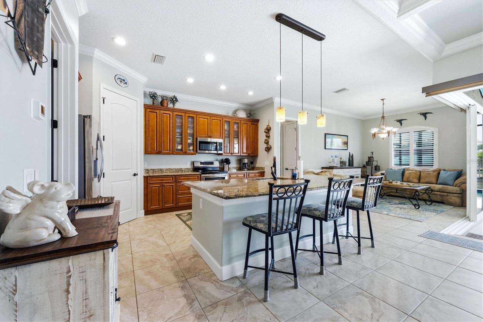 Image 16 of 46 For 15610 Seafoam Circle