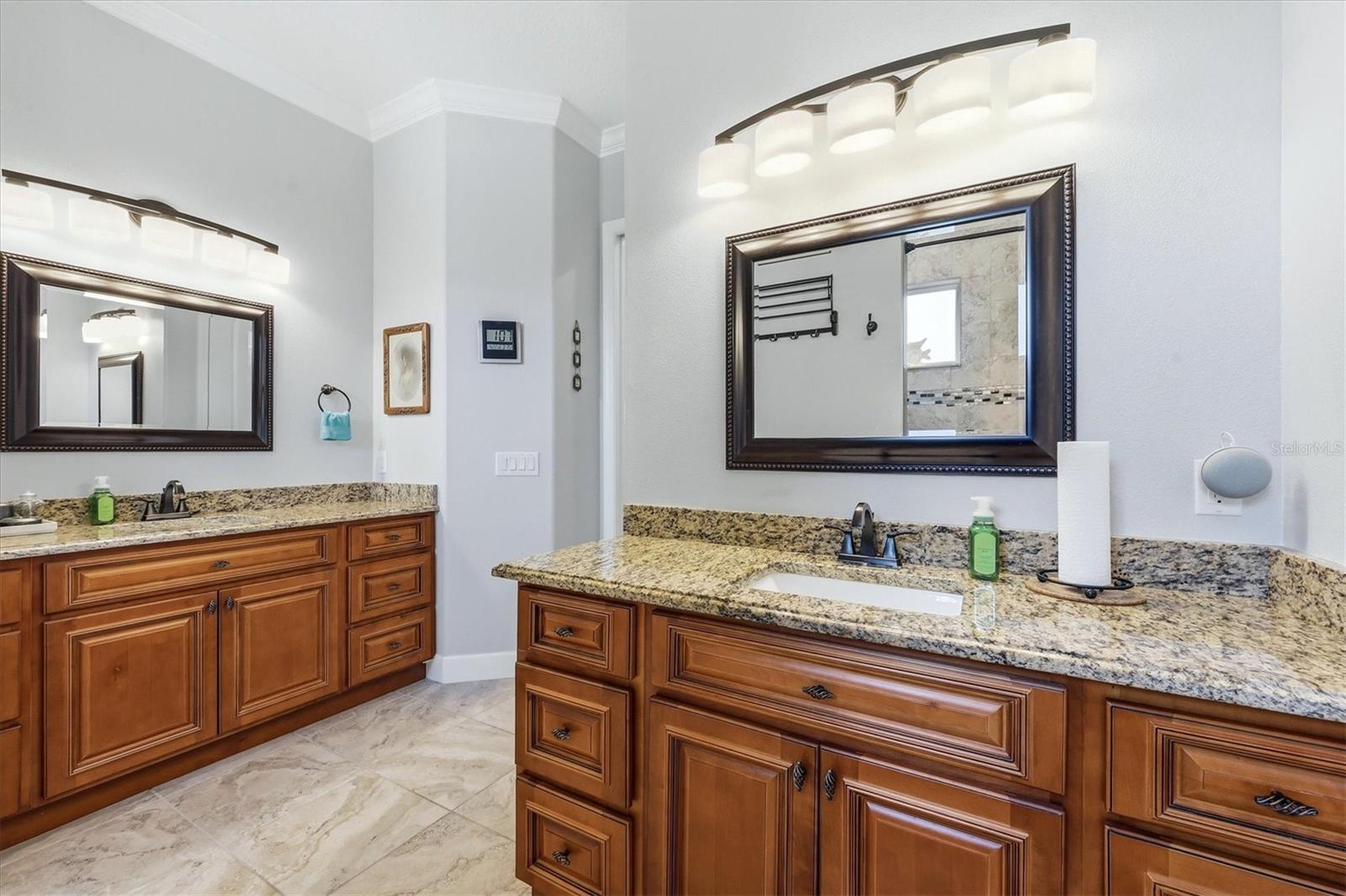 Image 24 of 46 For 15610 Seafoam Circle