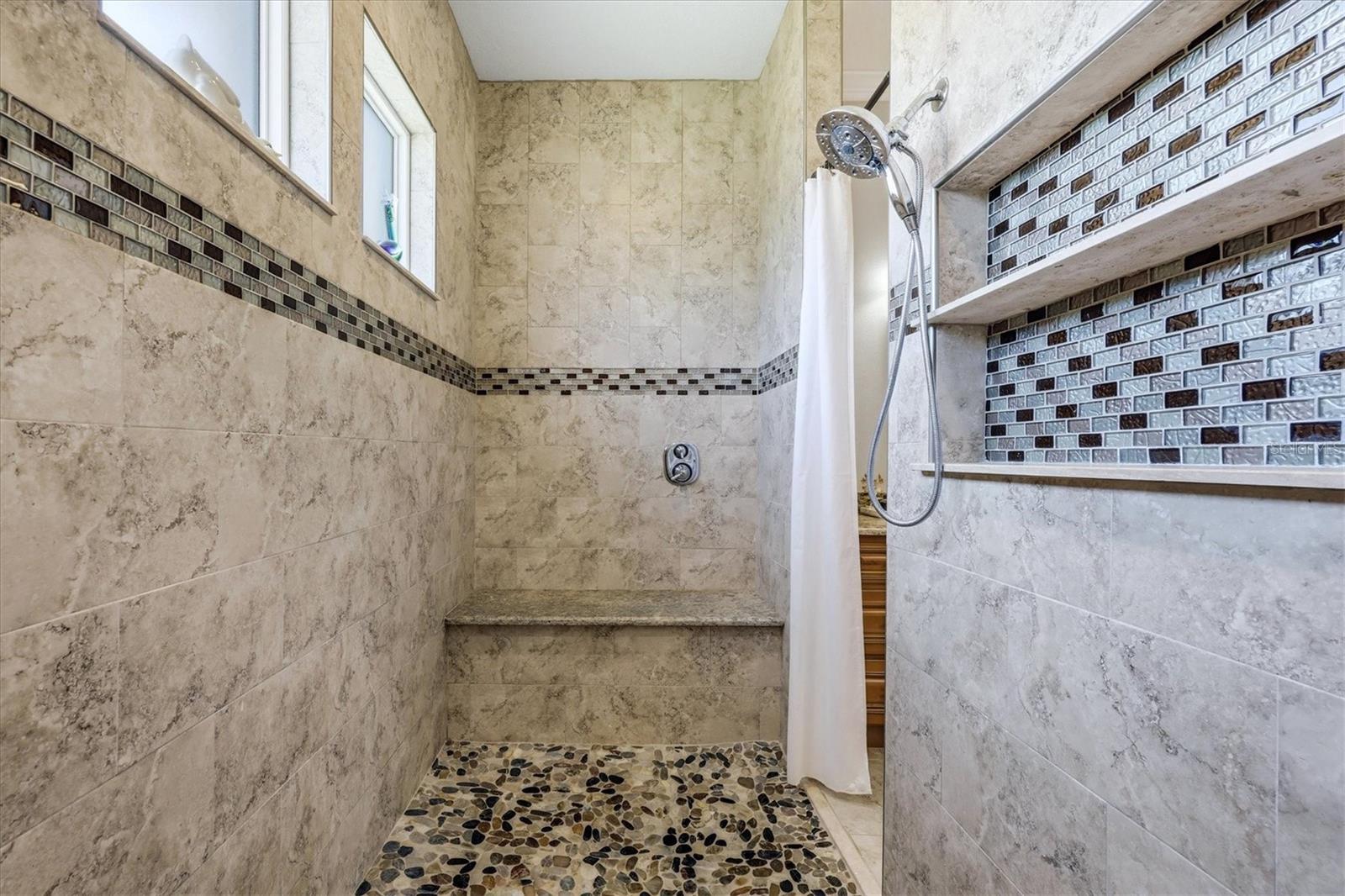 Image 25 of 46 For 15610 Seafoam Circle