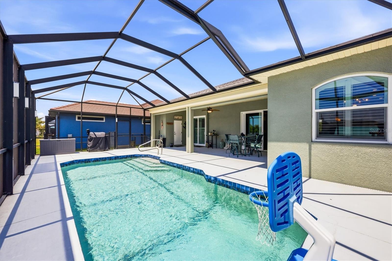 Image 35 of 46 For 15610 Seafoam Circle