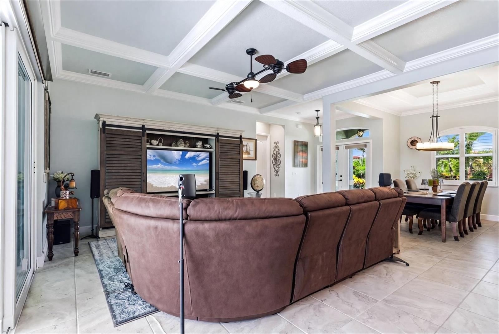 Image 6 of 46 For 15610 Seafoam Circle