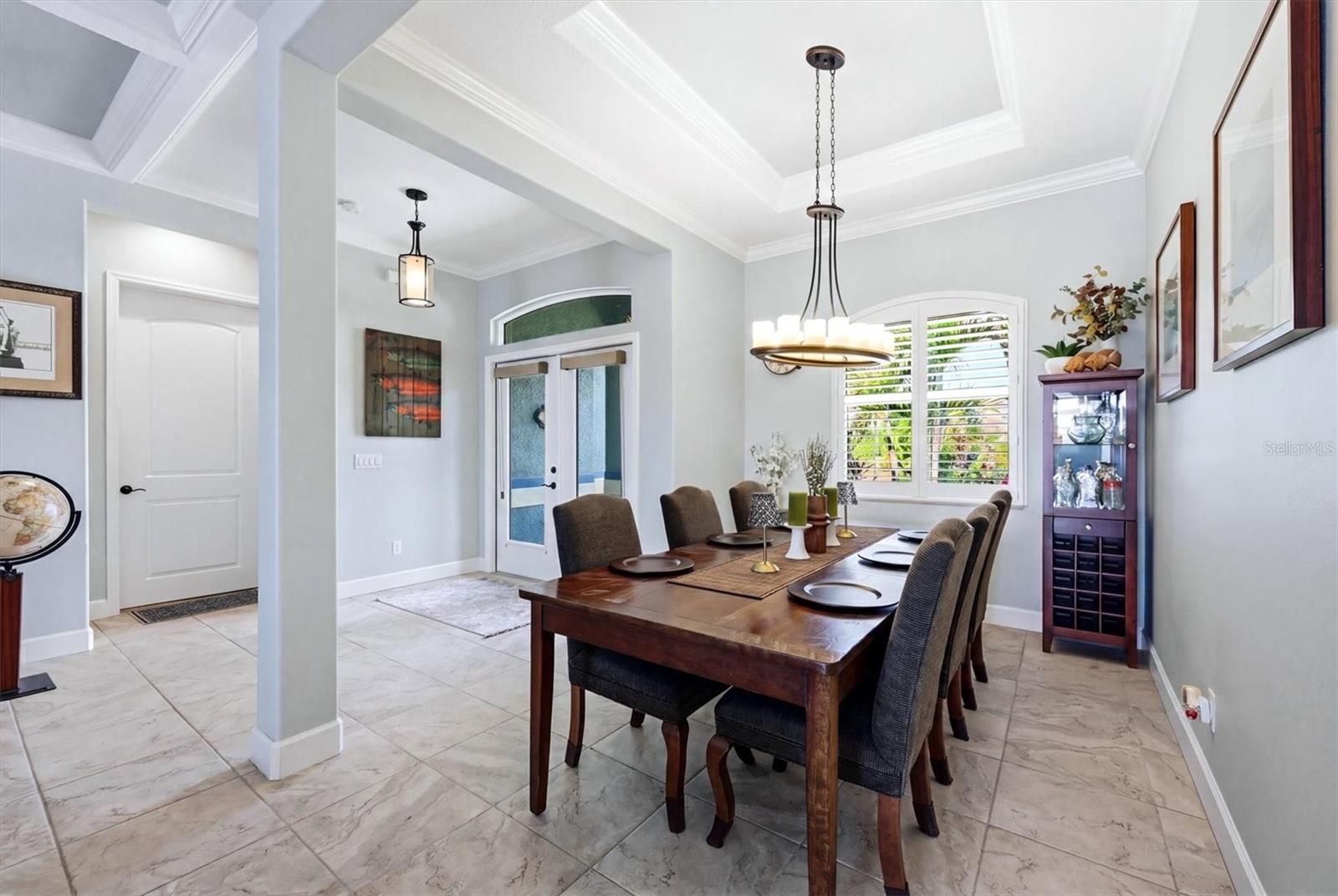 Image 9 of 46 For 15610 Seafoam Circle