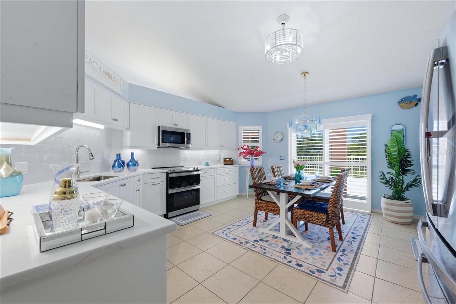 Image 10 of 41 For 10 Arlington Drive