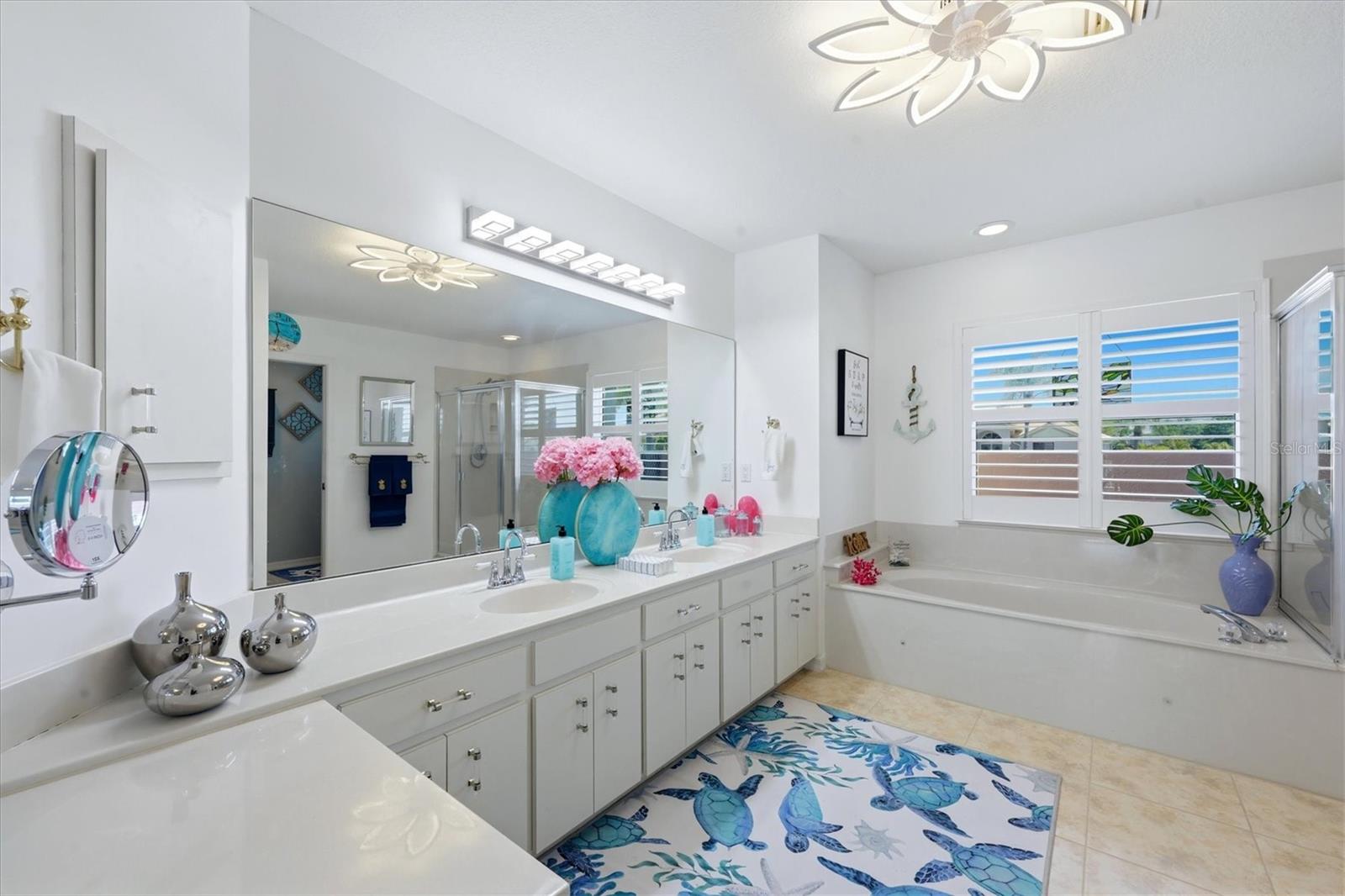 Image 16 of 41 For 10 Arlington Drive