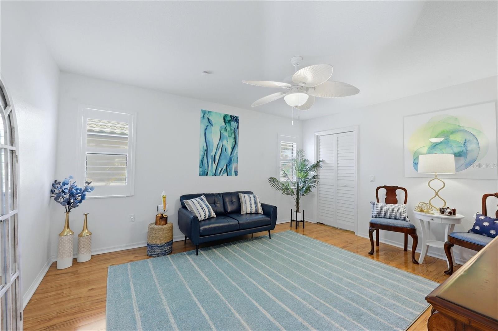 Image 22 of 41 For 10 Arlington Drive