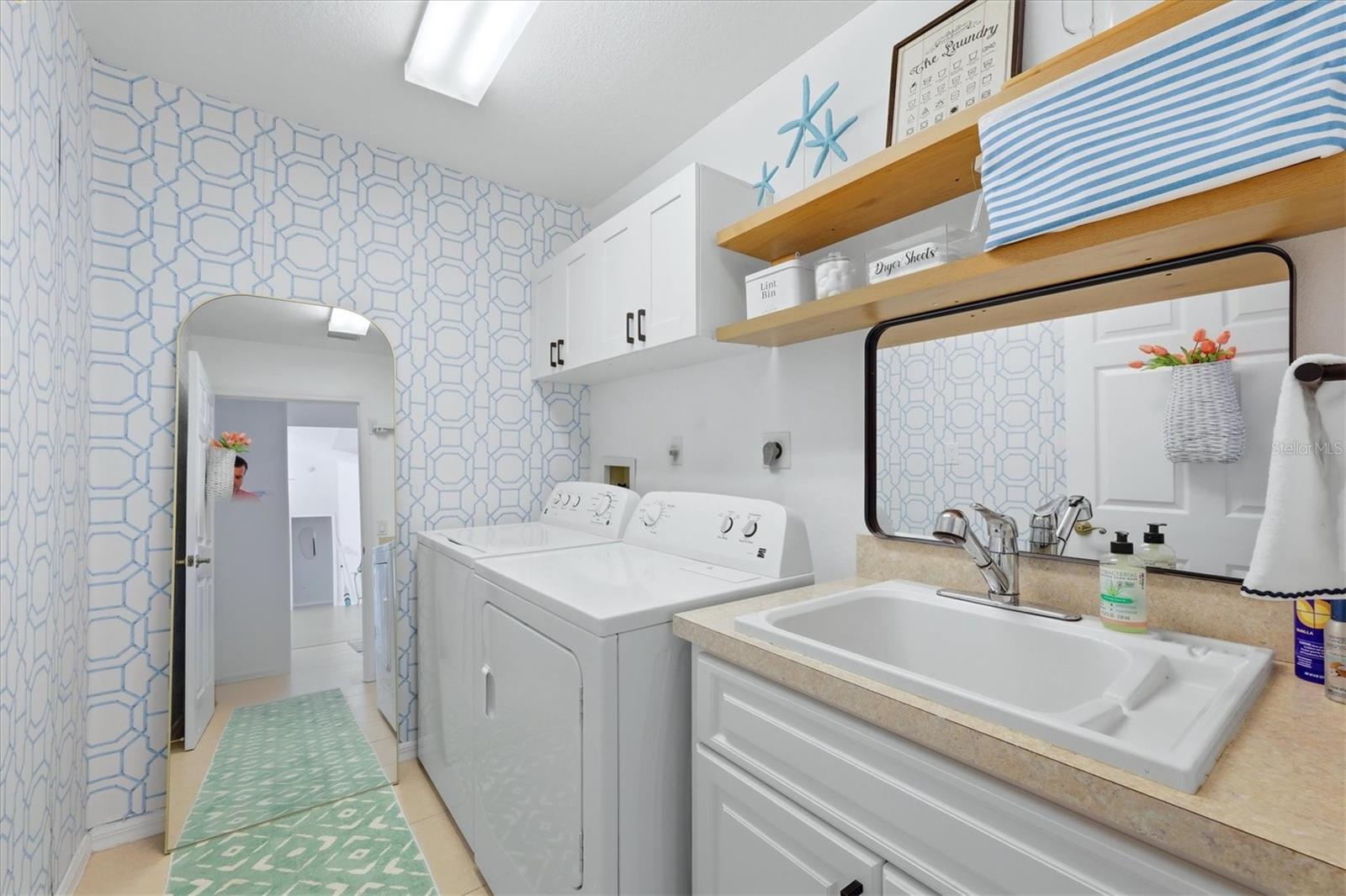 Image 23 of 41 For 10 Arlington Drive