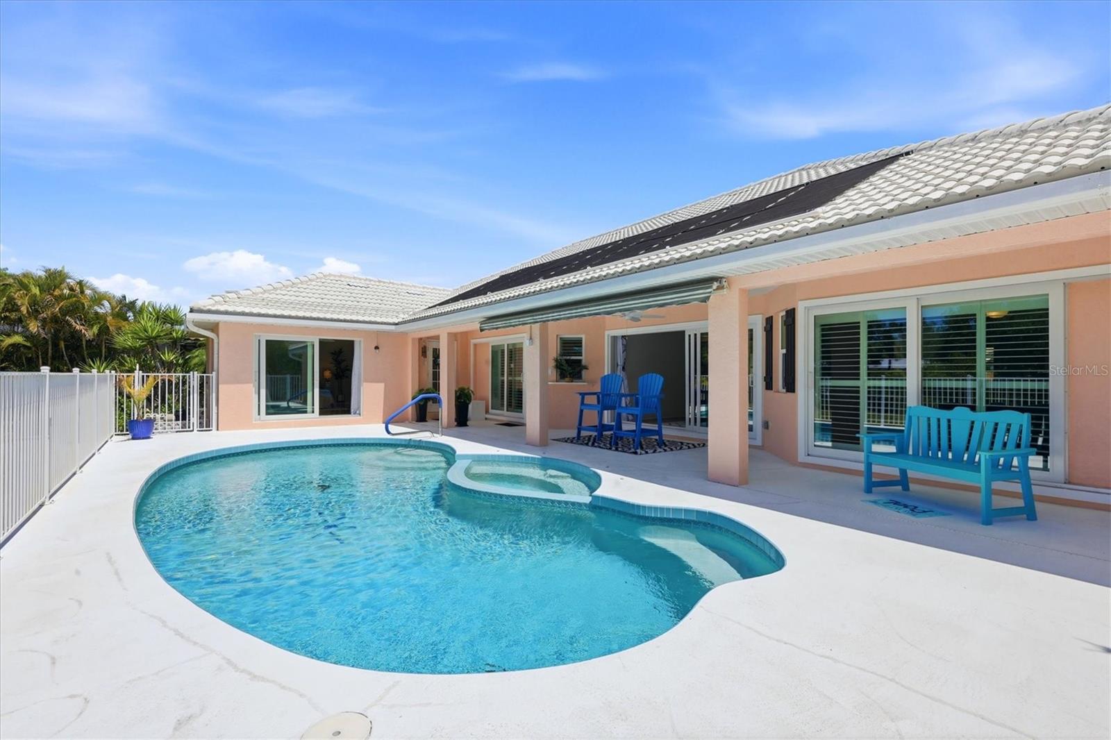 Image 27 of 41 For 10 Arlington Drive