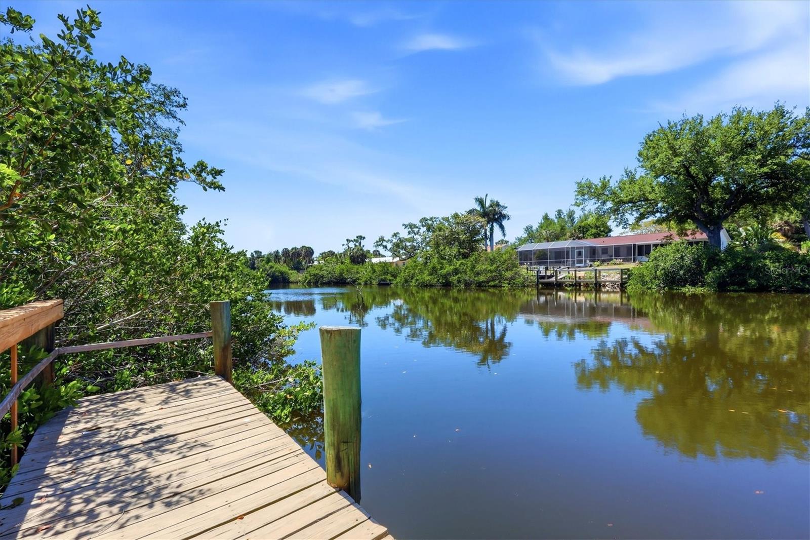 Image 33 of 41 For 10 Arlington Drive