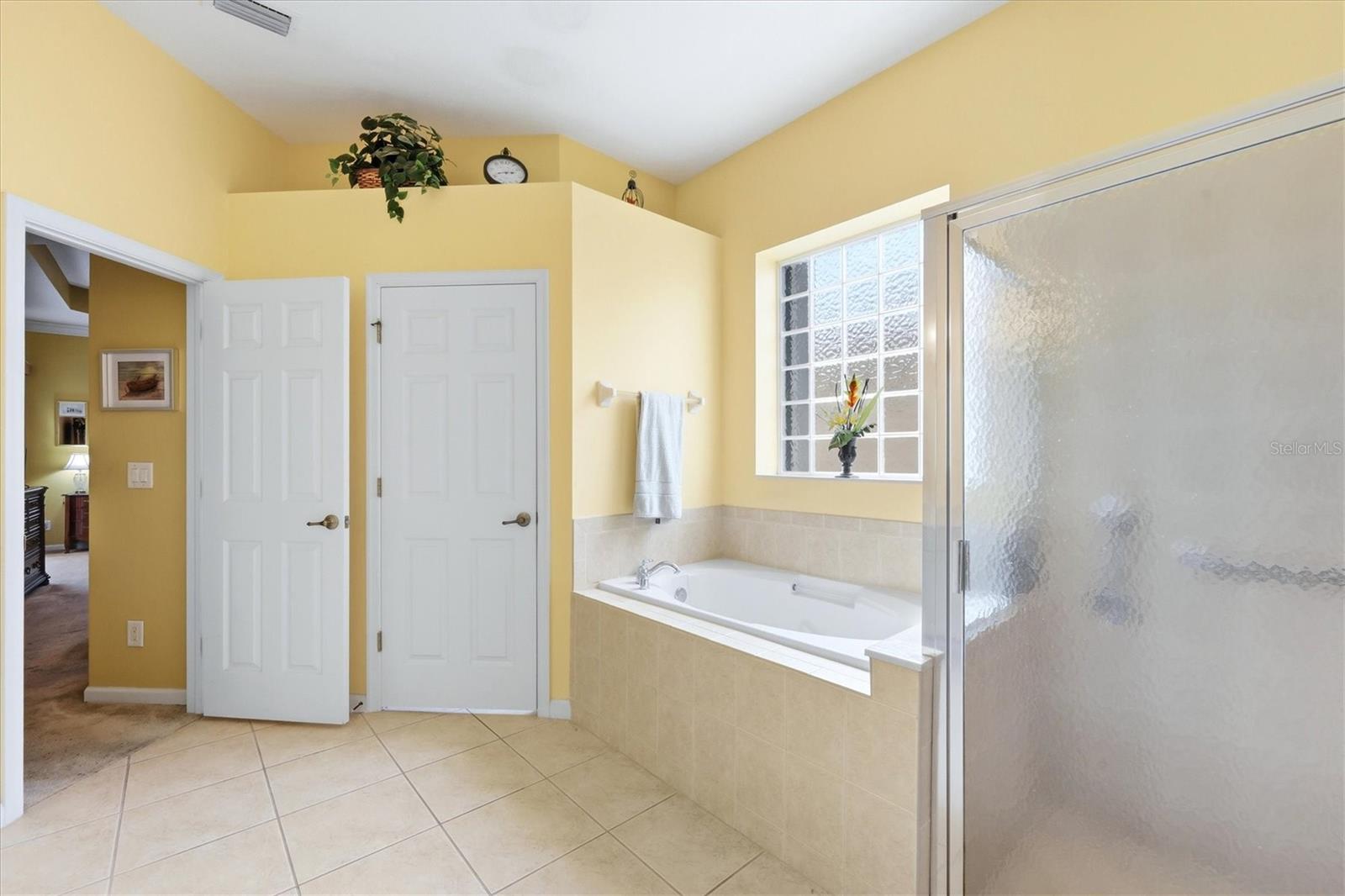 Image 32 of 81 For 13233 Scrub Jay Court