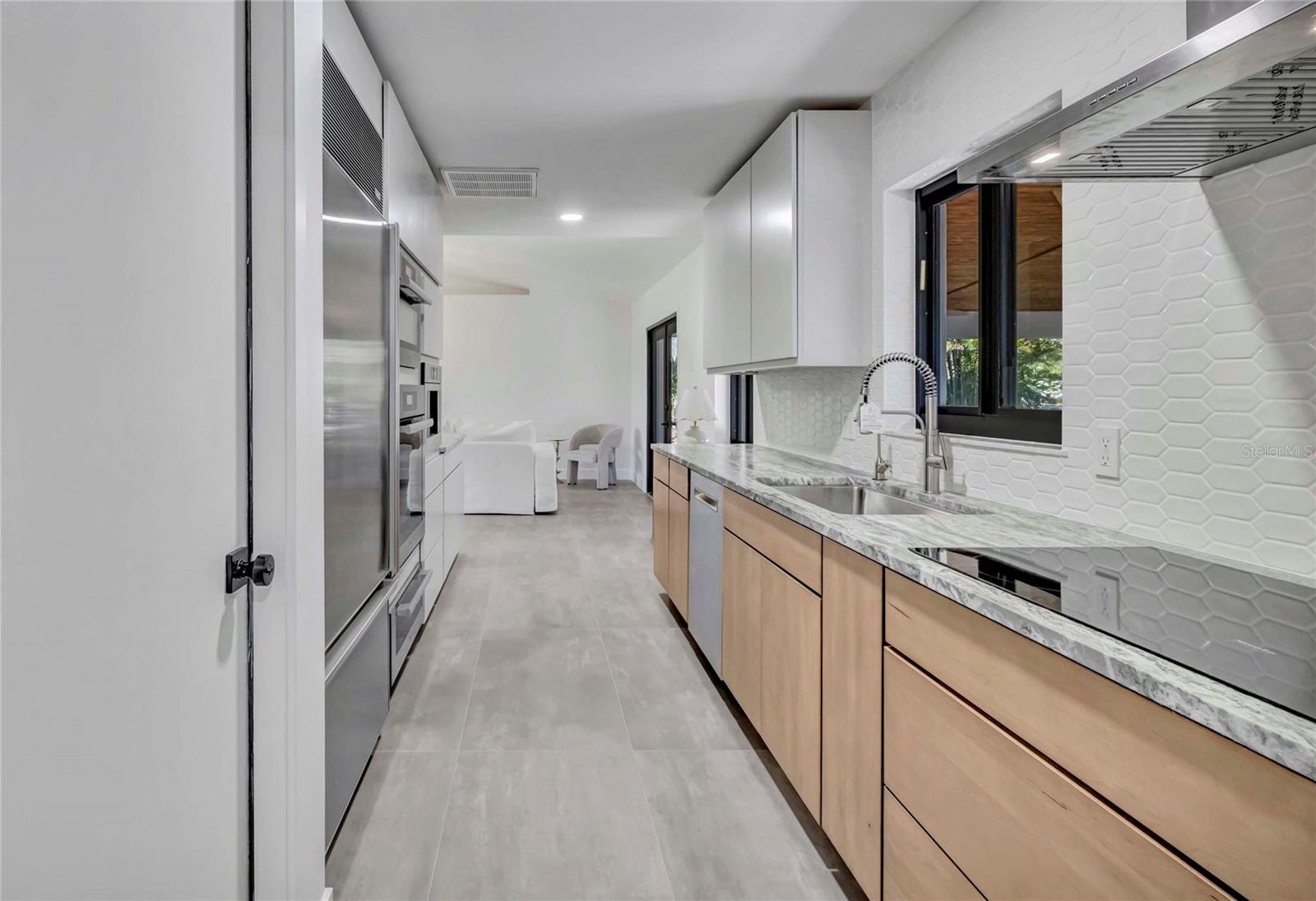 Image 41 of 46 For 15180 Lyneburg Avenue