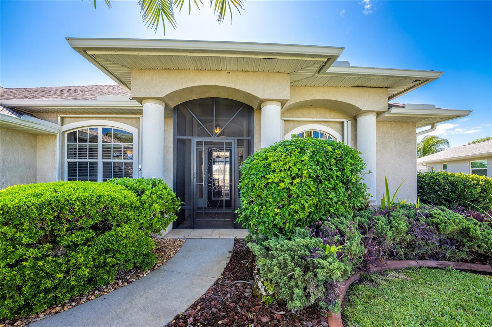 Image 9 of 58 For 28 Medalist Court