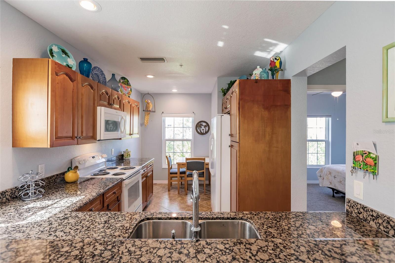 Image 14 of 59 For 8409 Placida Road 308