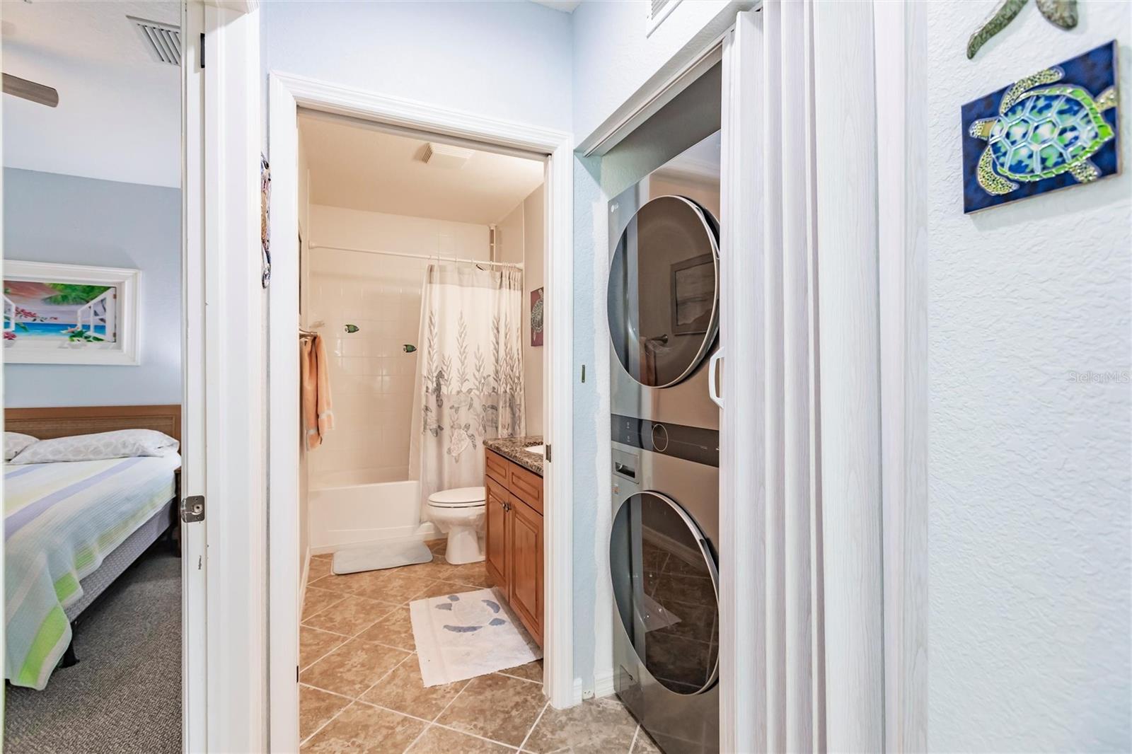 Image 32 of 59 For 8409 Placida Road 308