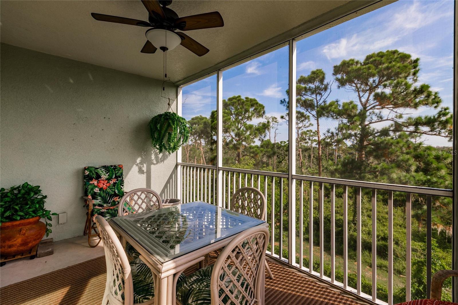 Image 36 of 59 For 8409 Placida Road 308