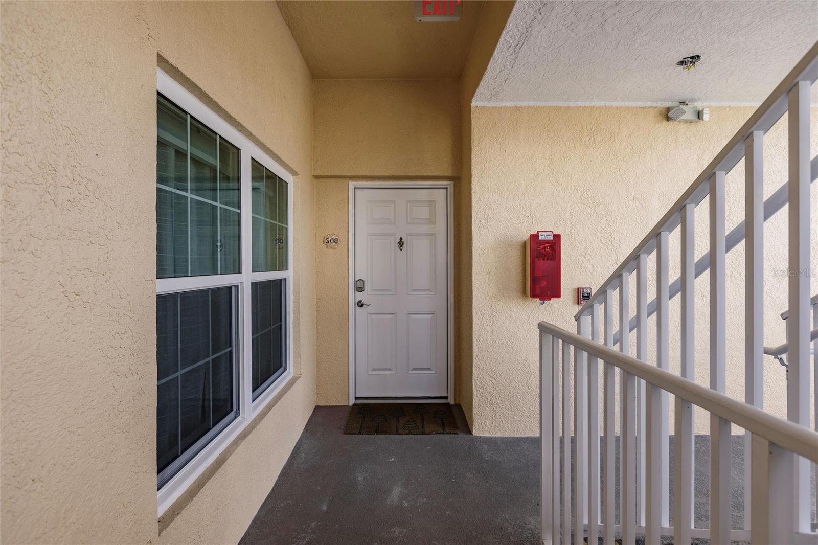 Image 4 of 59 For 8409 Placida Road 308