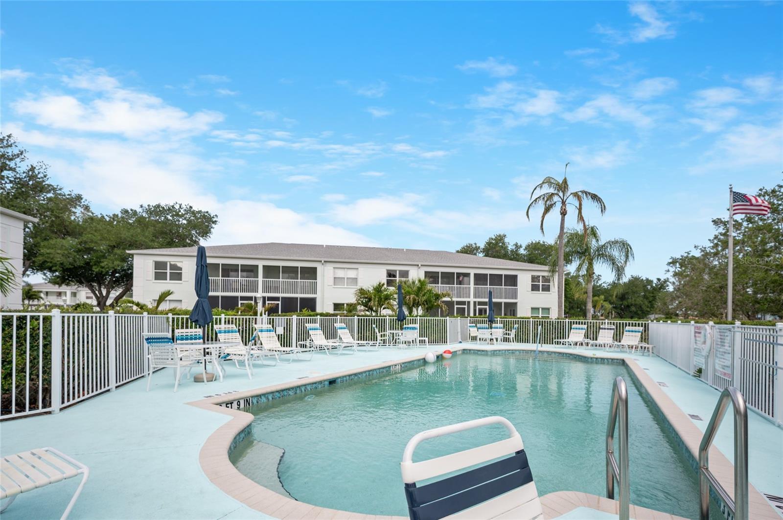 Image 39 of 39 For 5725 Greenwood Avenue 4104