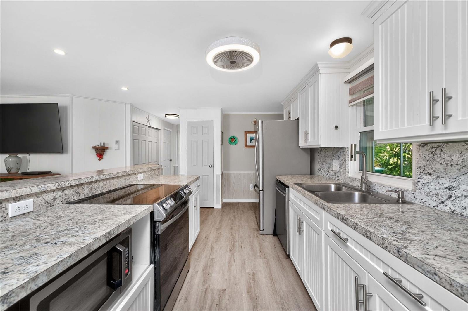 Image 12 of 48 For 3022 Audubon Avenue
