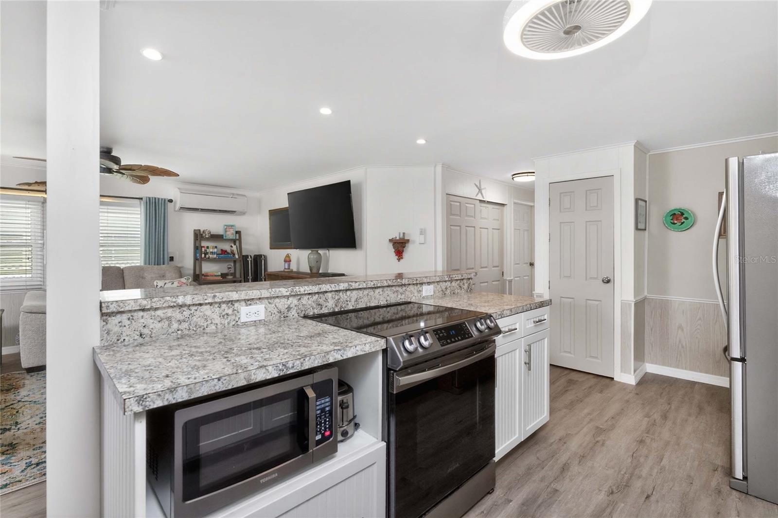Image 13 of 48 For 3022 Audubon Avenue