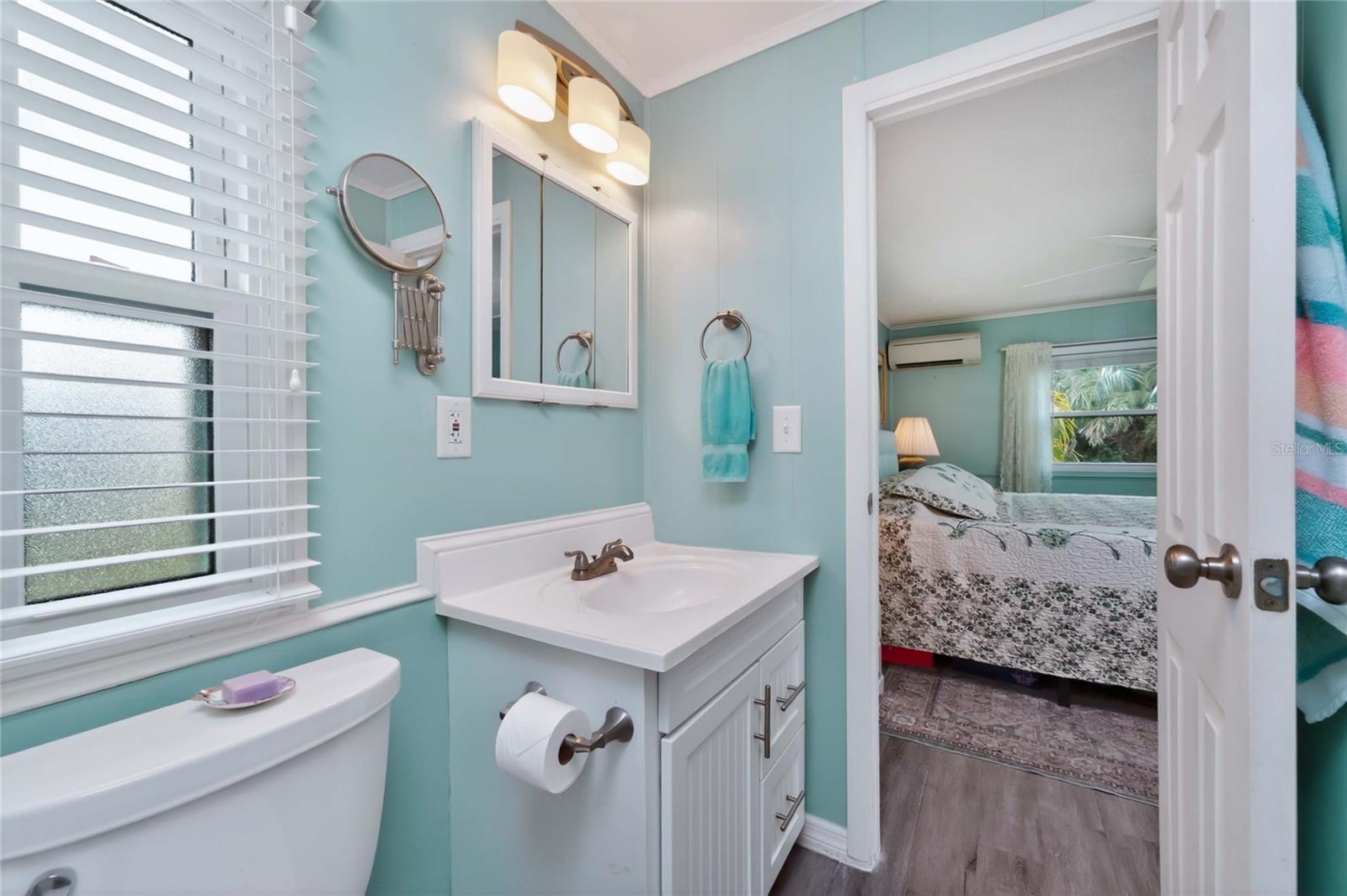 Image 21 of 48 For 3022 Audubon Avenue