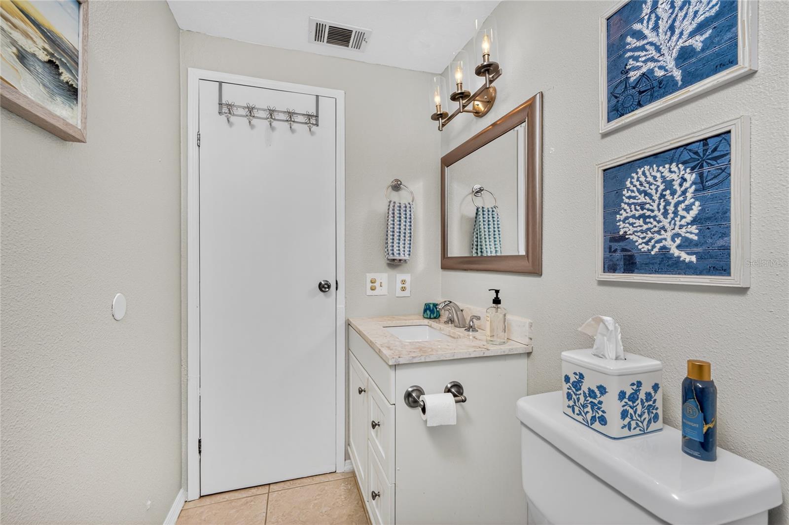 Image 27 of 43 For 9123 Kestral Circle