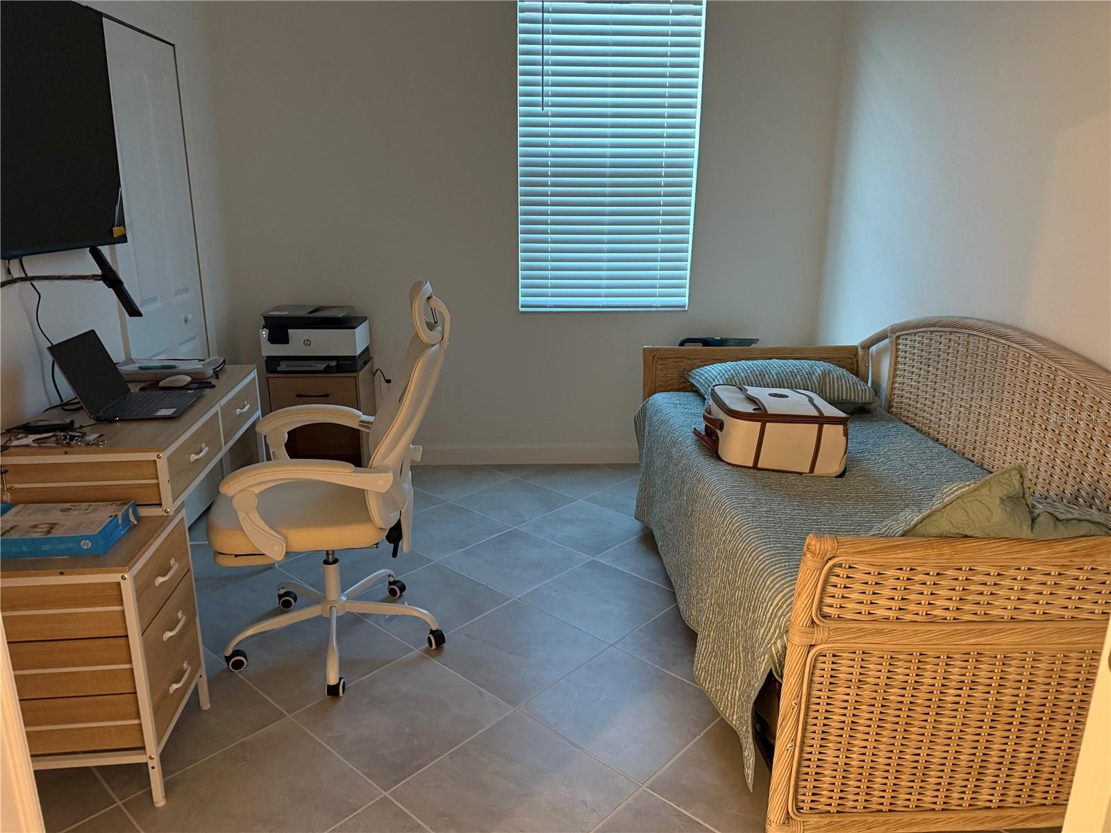 Image 17 of 33 For 8700 Seasalt Loop